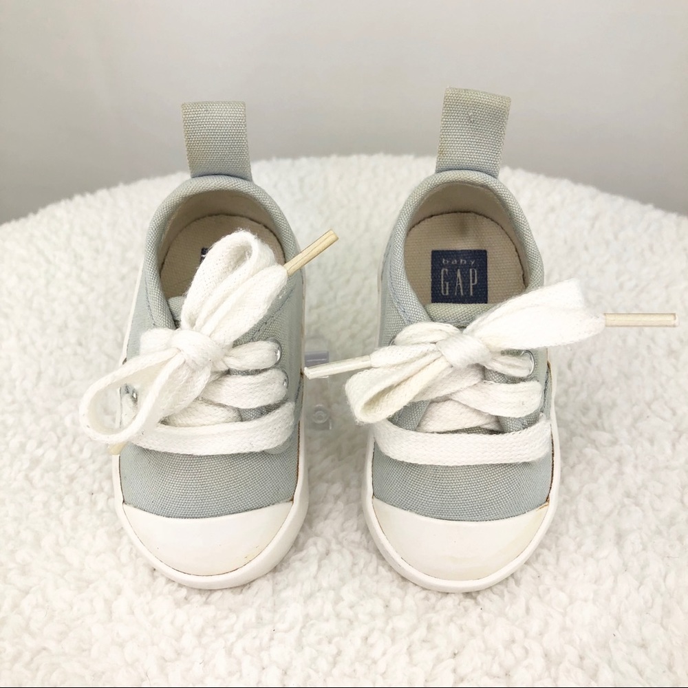 Baby Gap Infant Sneakers Size 2